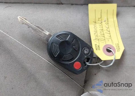 2008 Mercury Mariner V6 z USA, uszkodzony, nr VIN 4M2CU81198KJ10532